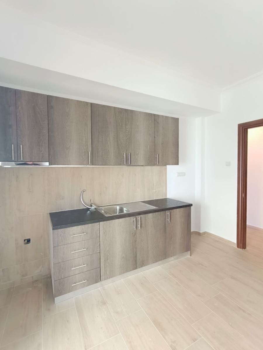 (Дава се под Наем) Къща  Апартамент || Kavala/Kavala - 67 кв.м., 1 Спални, 350€ 