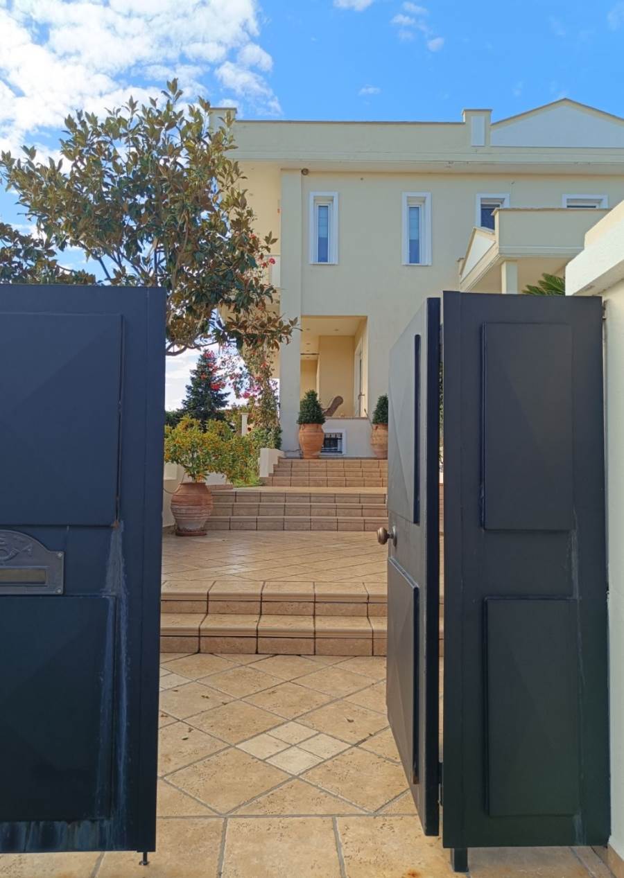 (For Sale) Residential Detached house || Kavala/Kavala - 315 Sq.m, 5 Bedrooms, 850.000€ 