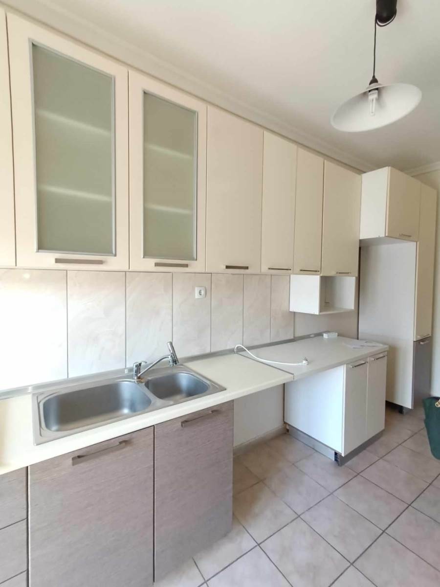 (Дава се под Наем) Къща  Апартамент || Kavala/Kavala - 110 кв.м., 3 Спални, 500€ 